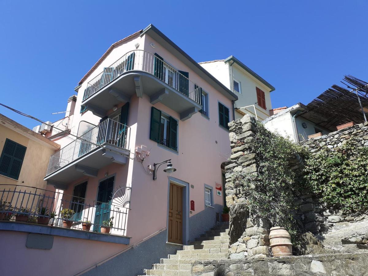 Alla Porta Rossa Manarola Esterno foto