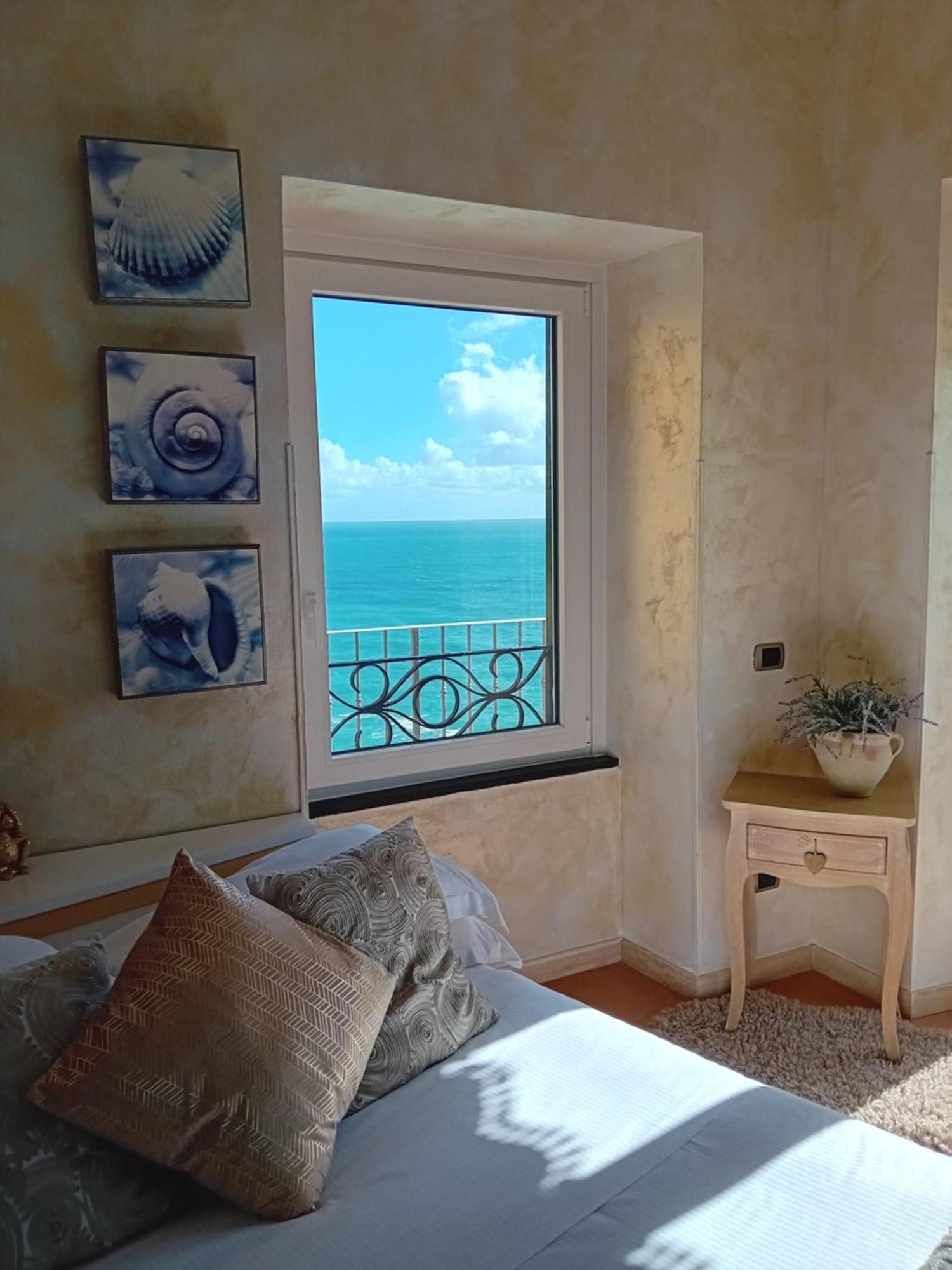 Alla Porta Rossa Manarola Esterno foto